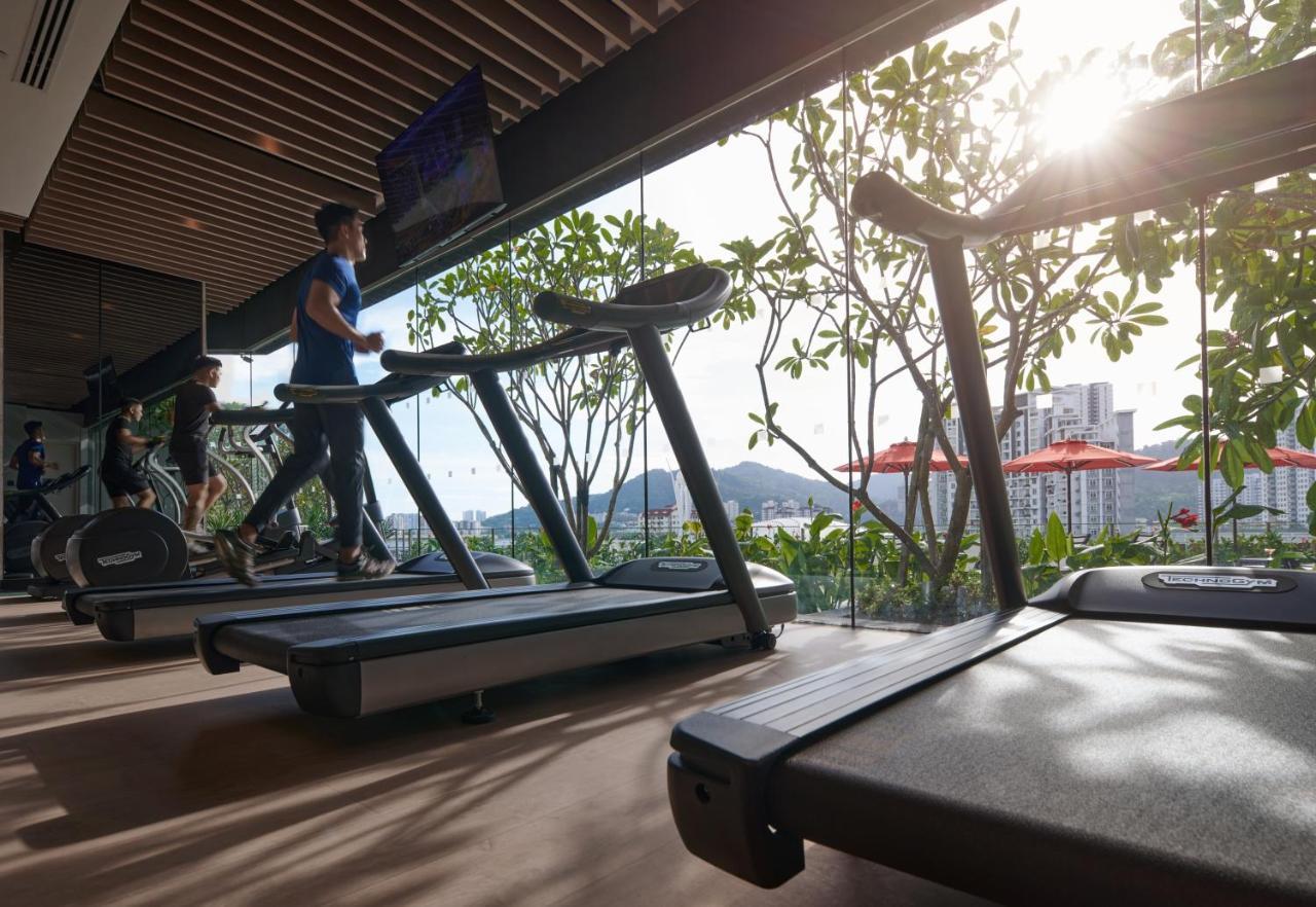 Amari Spice Penang Hotel Bayan Lepas Kültér fotó The gym at The Park