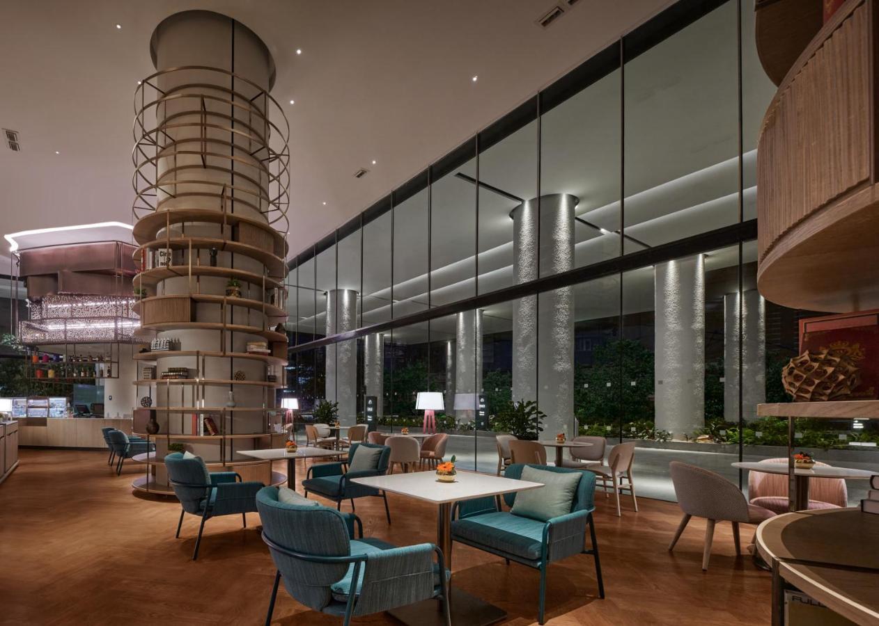 Amari Spice Penang Hotel Bayan Lepas Kültér fotó The Lounge at KLIA